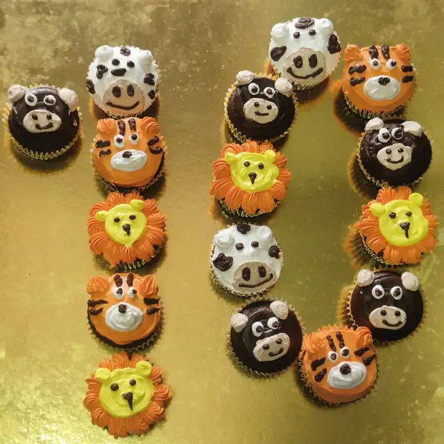 Animal-Themed Cupcakes