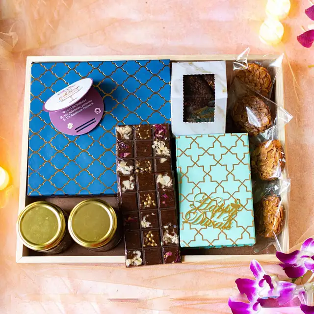 Signature Celebration Hamper